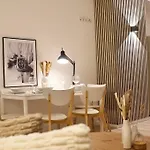 Modern & Zentral Mit Parkplatz - 30 Min Bis Zur Messe Koeln Und Duesseldorf アパート *