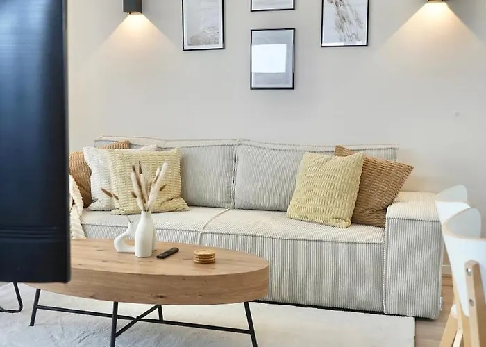 Appartement Modern & Zentral Mit Parkplatz - 30 Min Bis Zur Messe Koeln Und Duesseldorf *