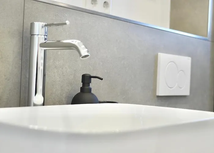 Appartement Modern & Zentral Mit Parkplatz - 30 Min Bis Zur Messe Koeln Und Duesseldorf Wuppertal